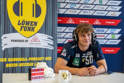 Essen, schlafen, Tore werfen: Lion Zacharias im Löwenfunk: Linksaußen zu Gast in Folge 81 des Handball-Podcast der Rhein-Neckar Löwen. 